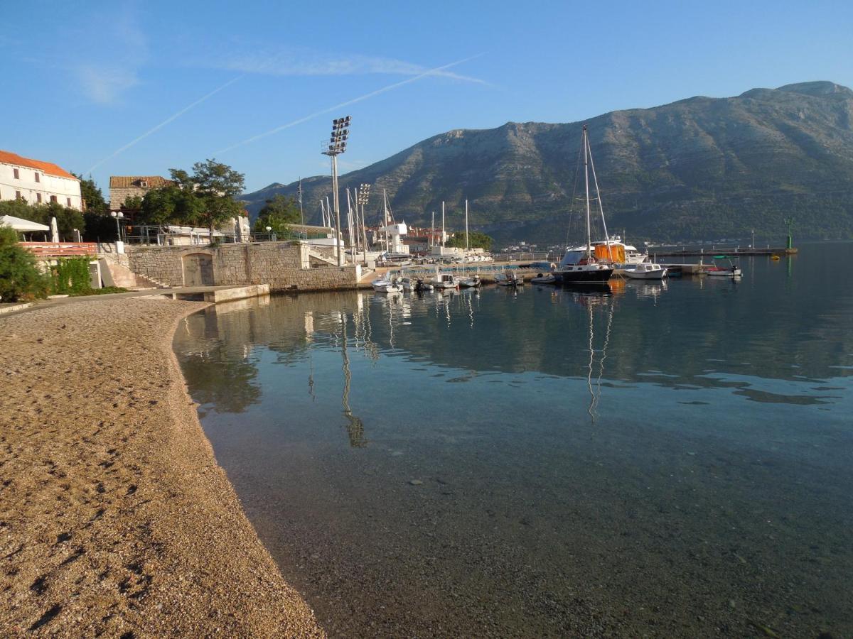 Apartments Filippi Korcula Town Luaran gambar